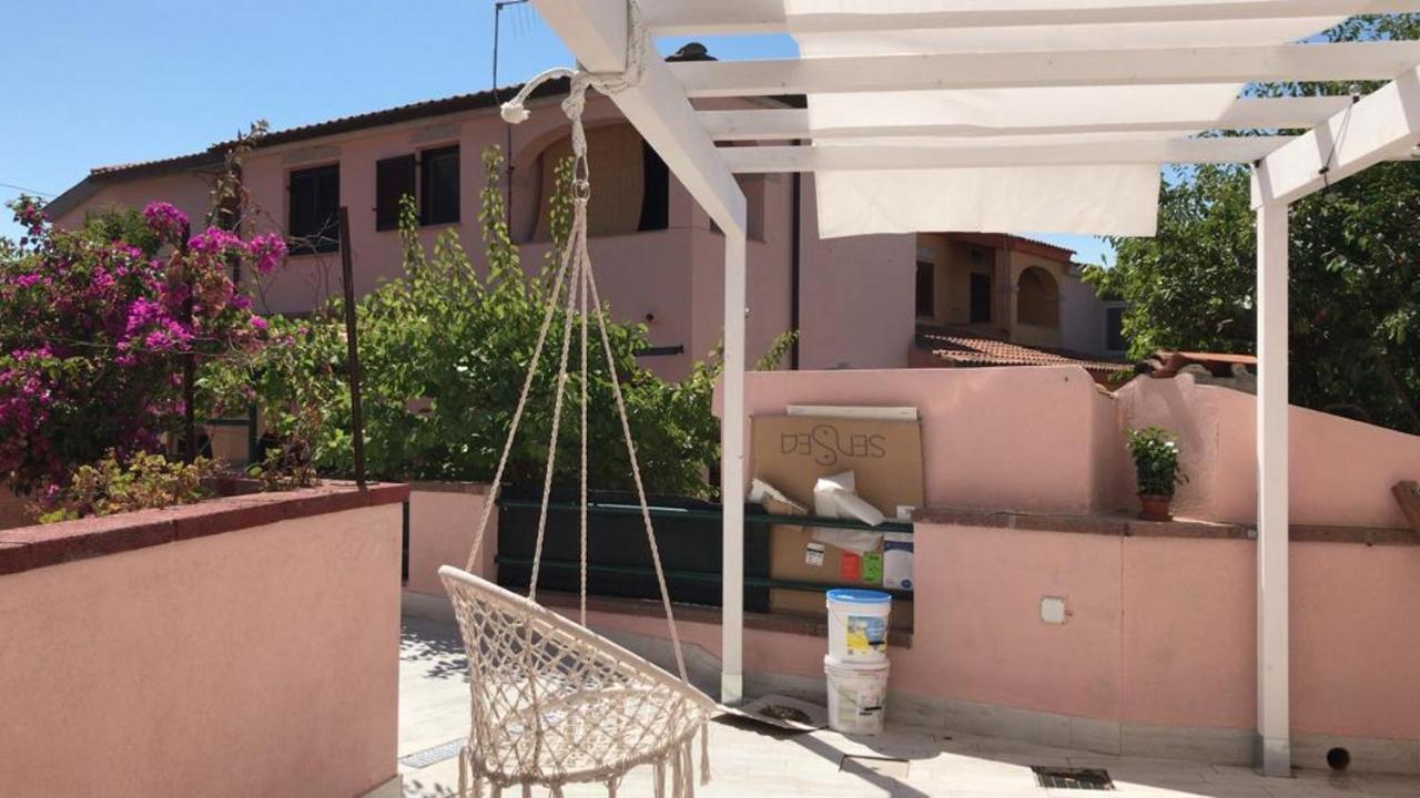 Beach House Tanaunella Exterior foto